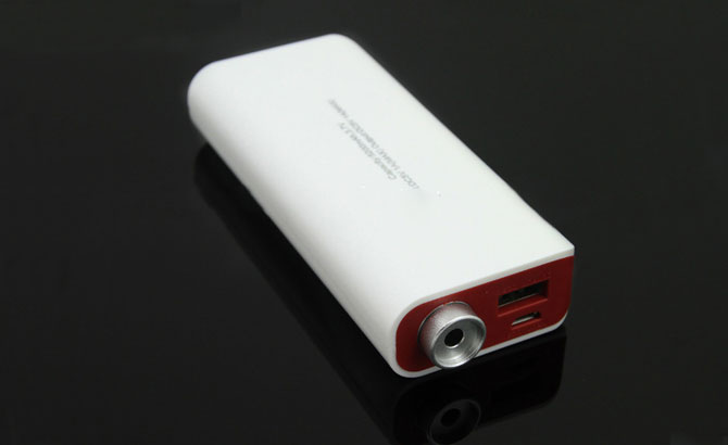 power bank et pointeur laser