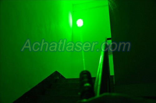 10000mW Laser vert