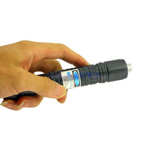 Trouver Pointeur Laser vert 200mW avec faisceau lumineux puissant