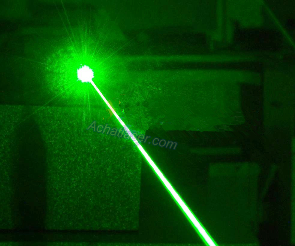 Green Pointeur laser 301 pro vert ultra puissant 1mw 532 +
