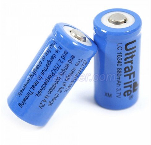 UltraFire Pile 16340 CR123 3.6V au lithium chargeable/Grande capacité