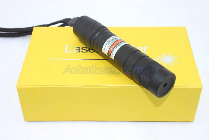 Pointeur laser haute puissance longue portée pointeur laser vert  rechargeable lampe de poche tactique stylo laser fort