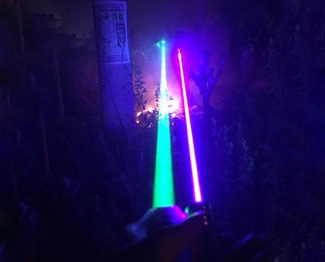 3.3 Fois élargisseur de faisceau laser