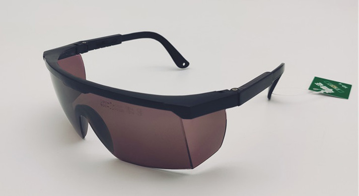 lunettes laser 800-1100 nm