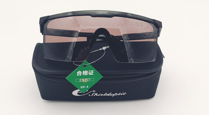 lunettes de protection sécurité laser