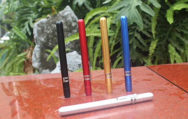 stylo laser bleu 200mw